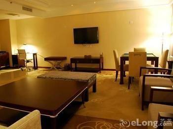 Ligang Hotel Qingdao Exterior foto